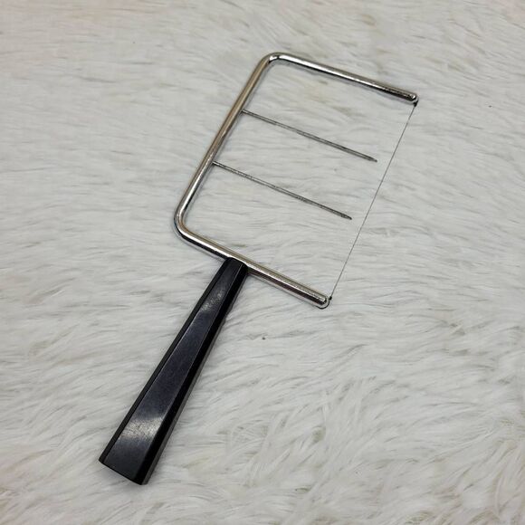 Vintage Midcentury Modern Black Bakelite Cheese Slicer - Picture 2 of 6
